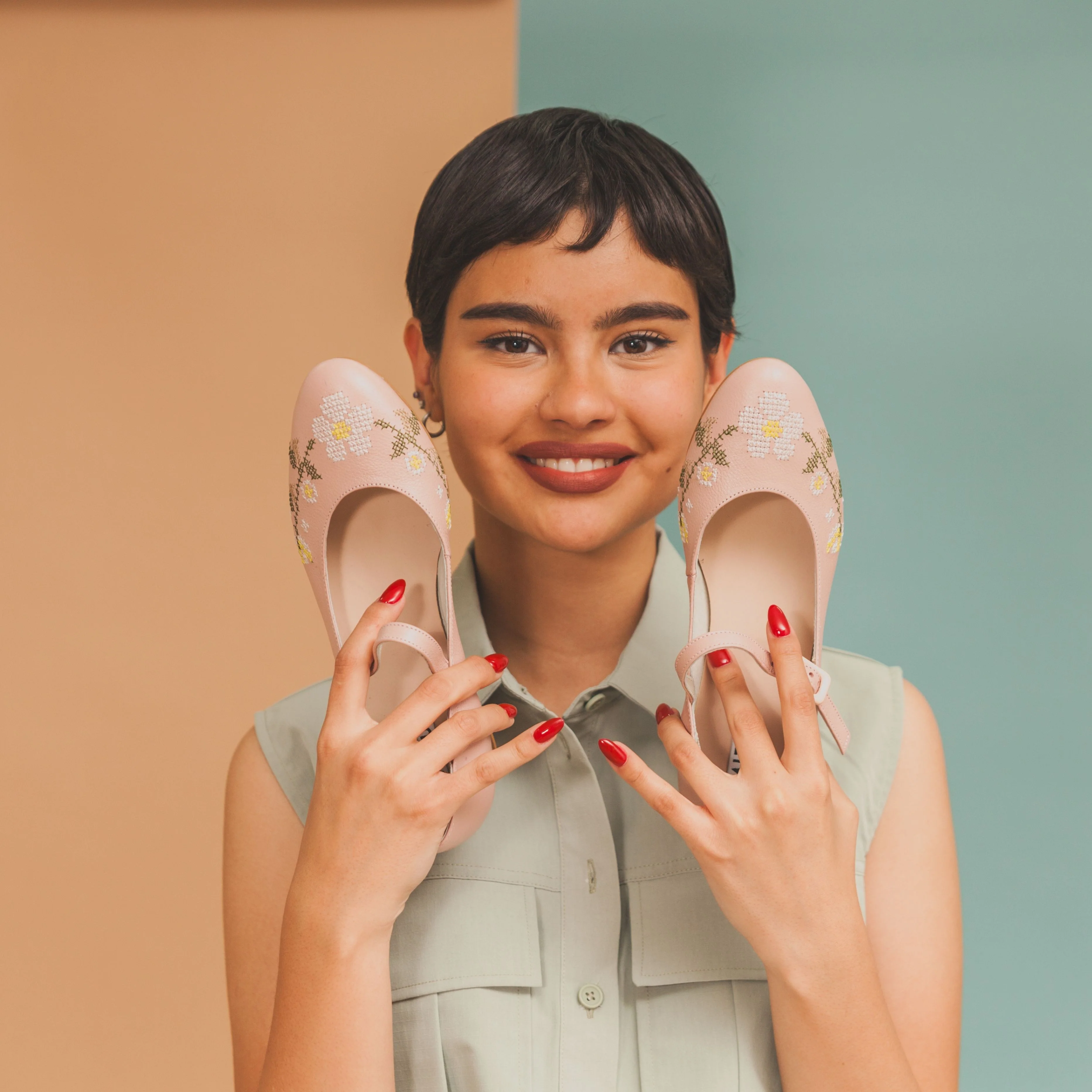 Lola Rosa flores bordado - Image 4